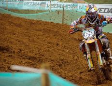 开云官方app入口-密室的铁壁，戈贝尔如何用防守的寂静奏响东决胜局狂想曲