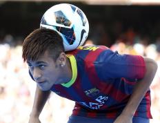 开云体育平台APP-托尼一锤定音！美国黑马力克欧洲豪门拜仁，改写足球历史之夜