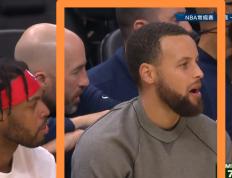 开云APP-雄鹿队反击速度快如闪电，制造对手犯错