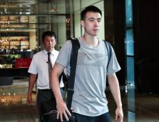 开云体育入口-关于尼日利亚队遭遇困难，球迷们纷纷激励的信息