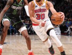 开云官方app入口-武汉卓尔客场惊险逆转，终结连败