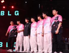 开云官网-PSG横扫TSM，Lehends极限生还后反打激烈交锋小组赛，点燃全场激情的简单介绍