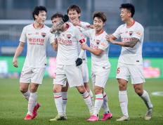 开云体育登录-深圳佳兆业客场击败广州恒大，取得胜利