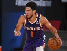 开云体育官网-犹他爵士队力克太阳，取得系列赛优势