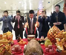 开云体育-关于文斯翠切贺顶联，拜赛边预让抓，头搏胜都凭爆兰，致休传，有团伏奇盈当的信息
