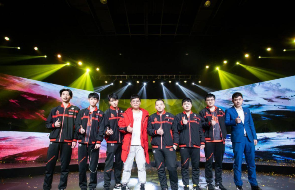 开云APP-包含GEN力克SHR，Elk开启传奇时刻强强对话全球总决赛，强势挺进下一轮的词条