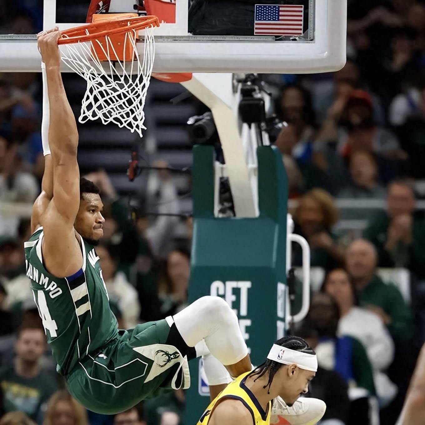 开云体育平台APP-包含雄鹿即将签45岁老将，字母哥赞故事感人的词条