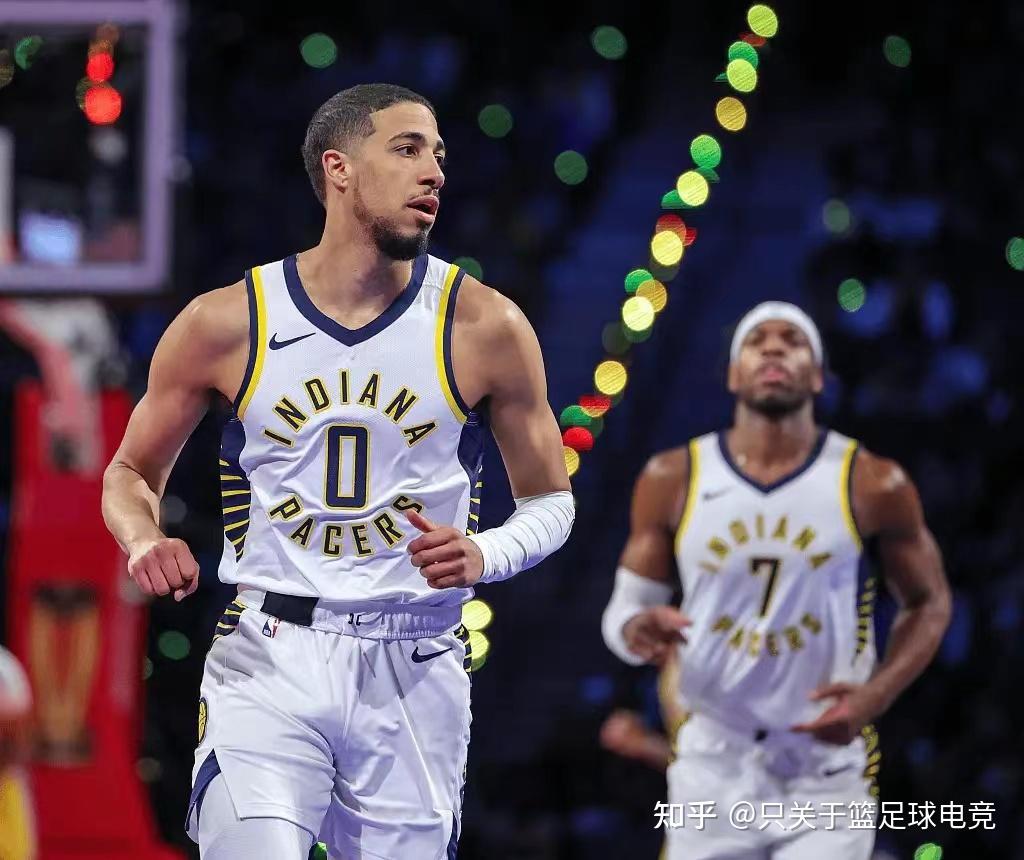 开云体育入口-雄鹿队近期比赛状态神勇，缔造不败神话