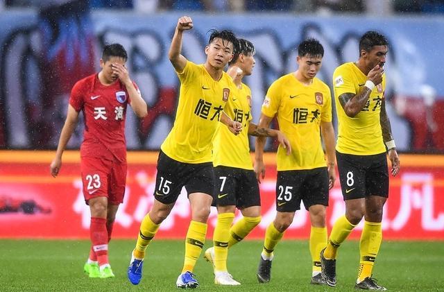 开云体育下载-恒大豪取五连胜,积分榜稳居前列