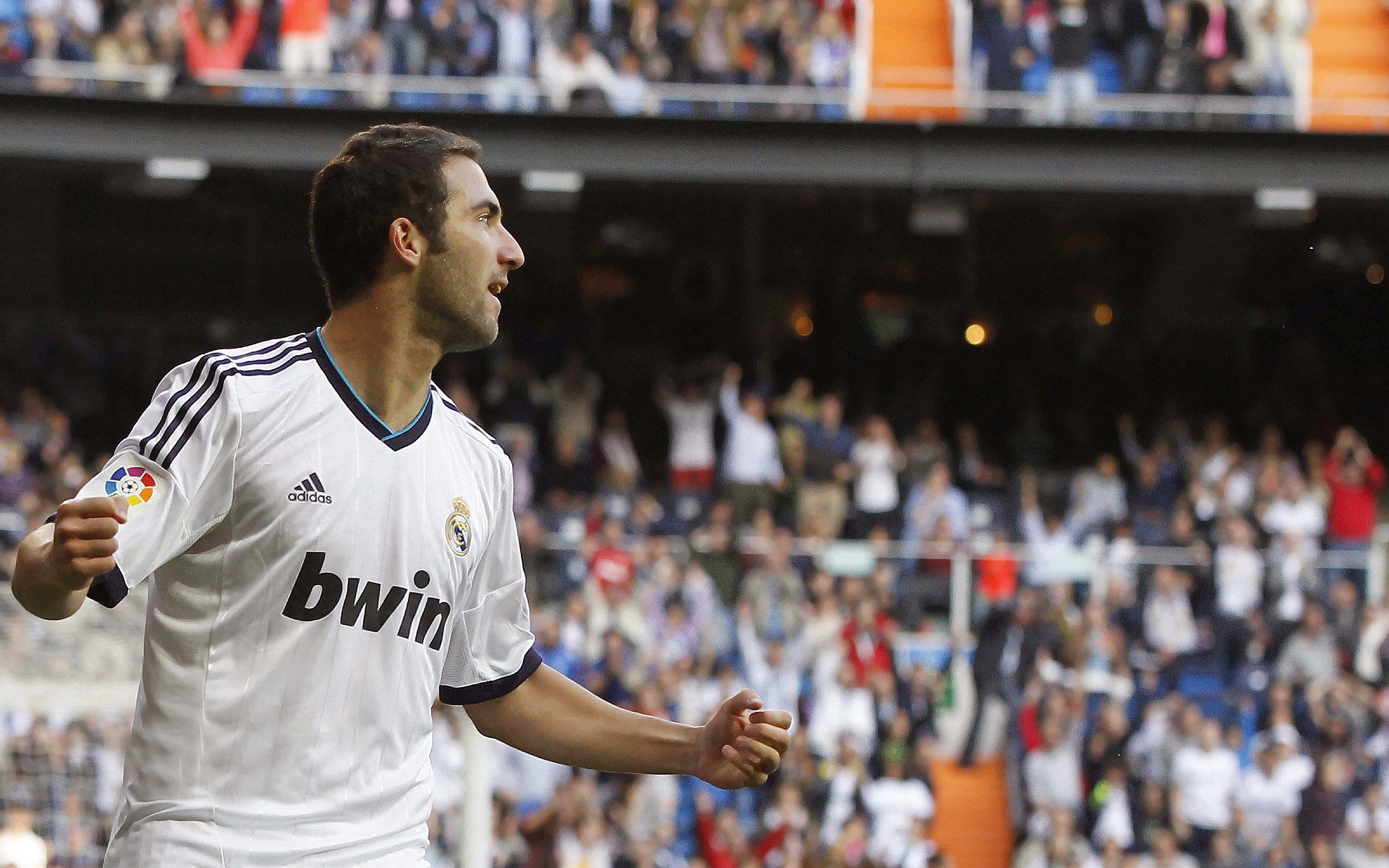 开云官方app入口-跨界之役，当退役皮克导演拜仁狂胜曼城的谜之战局