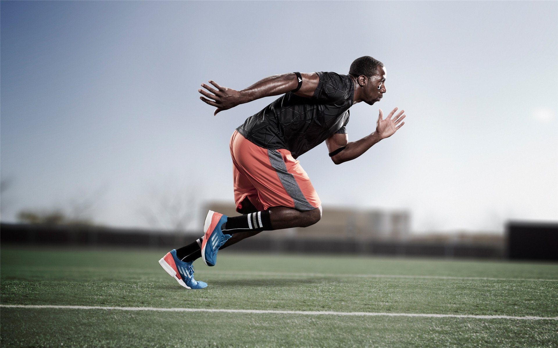 开云体育中国-新节奏大师，哈兰德以沉默步伐重写英超攻防法则